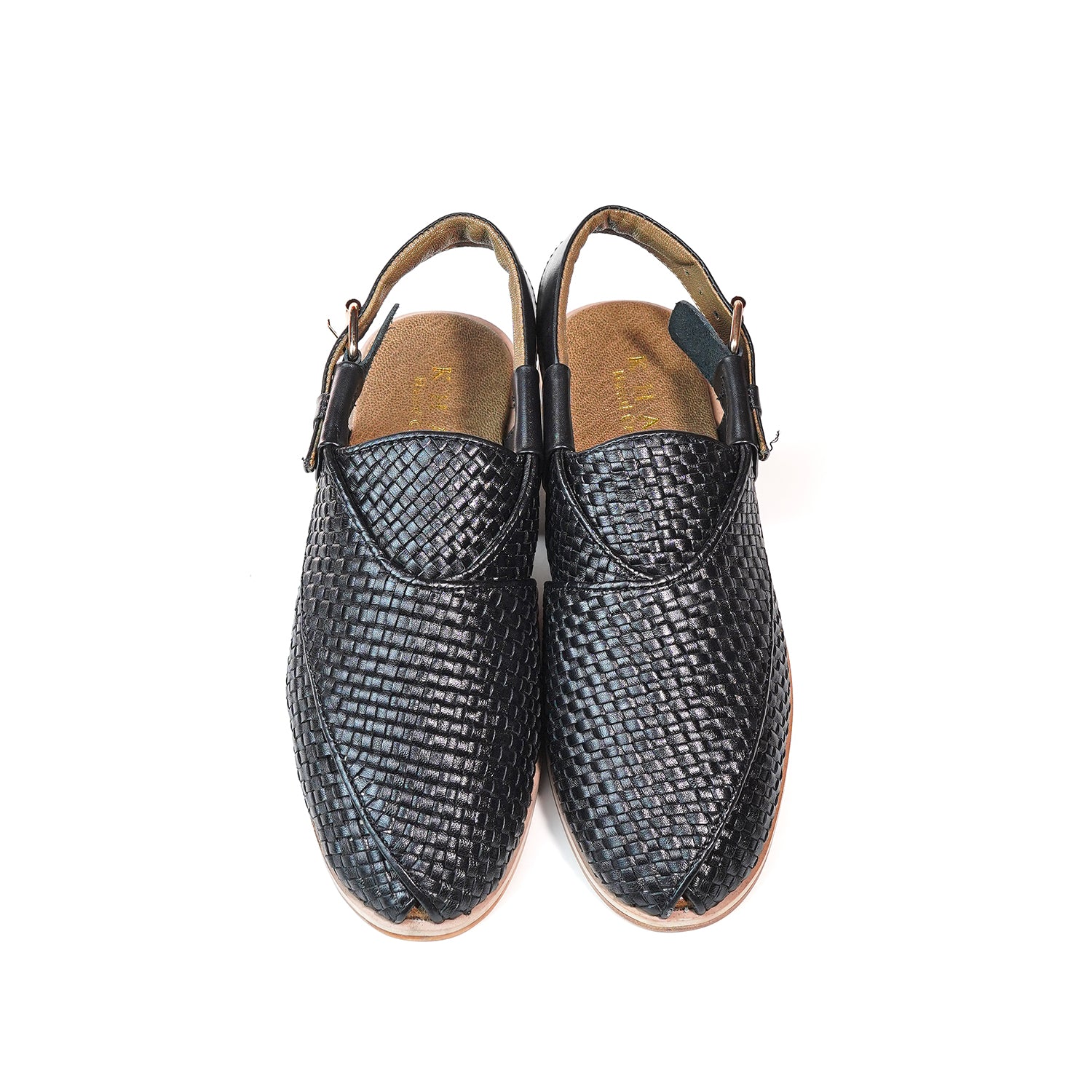 Knitting chappal
