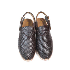 Knitting chappal